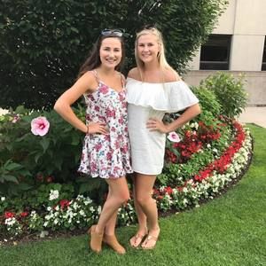 Meet your Posher, Laura